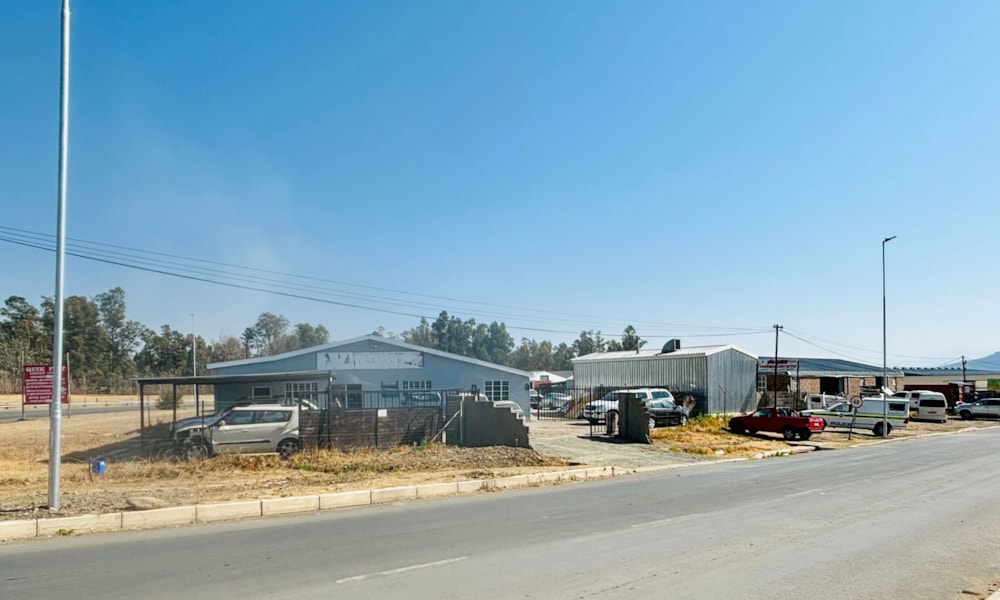 Commercial industrial property for sale in Matatiele, Eastern Cape - 1UB1671789 Commercial industrial property for sale in Matatiele, Eastern Cape - 1UB1671789