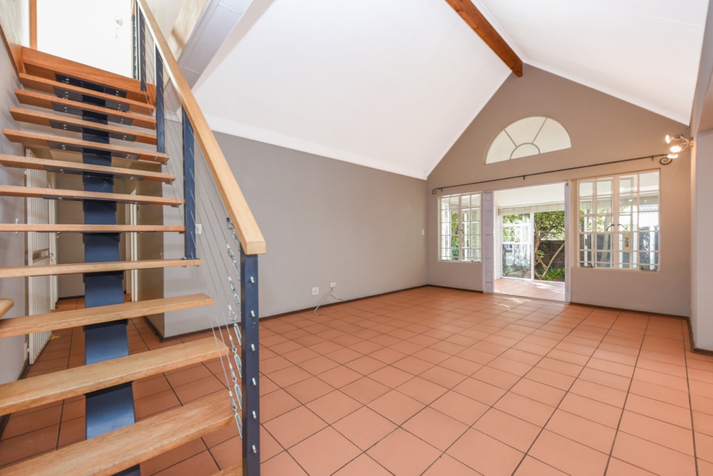 Townhouse sold in Douglasdale - FW1693246 Townhouse sold in Douglasdale - FW1693246