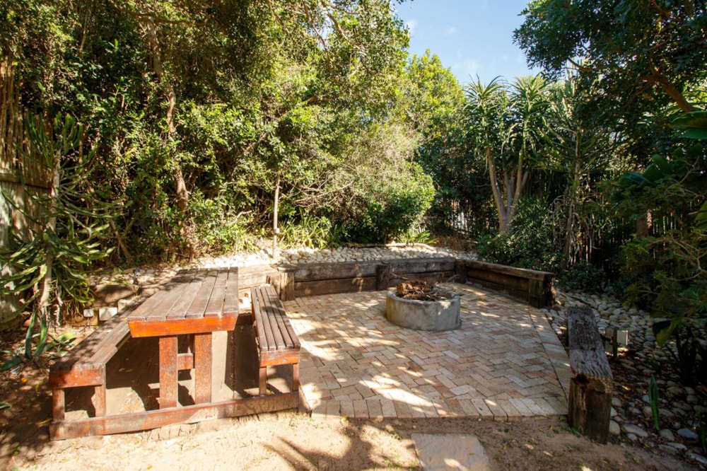 Double-storey house to rent in Kenton on Sea - 1KO1708844 Double-storey house to rent in Kenton on Sea - 1KO1708844