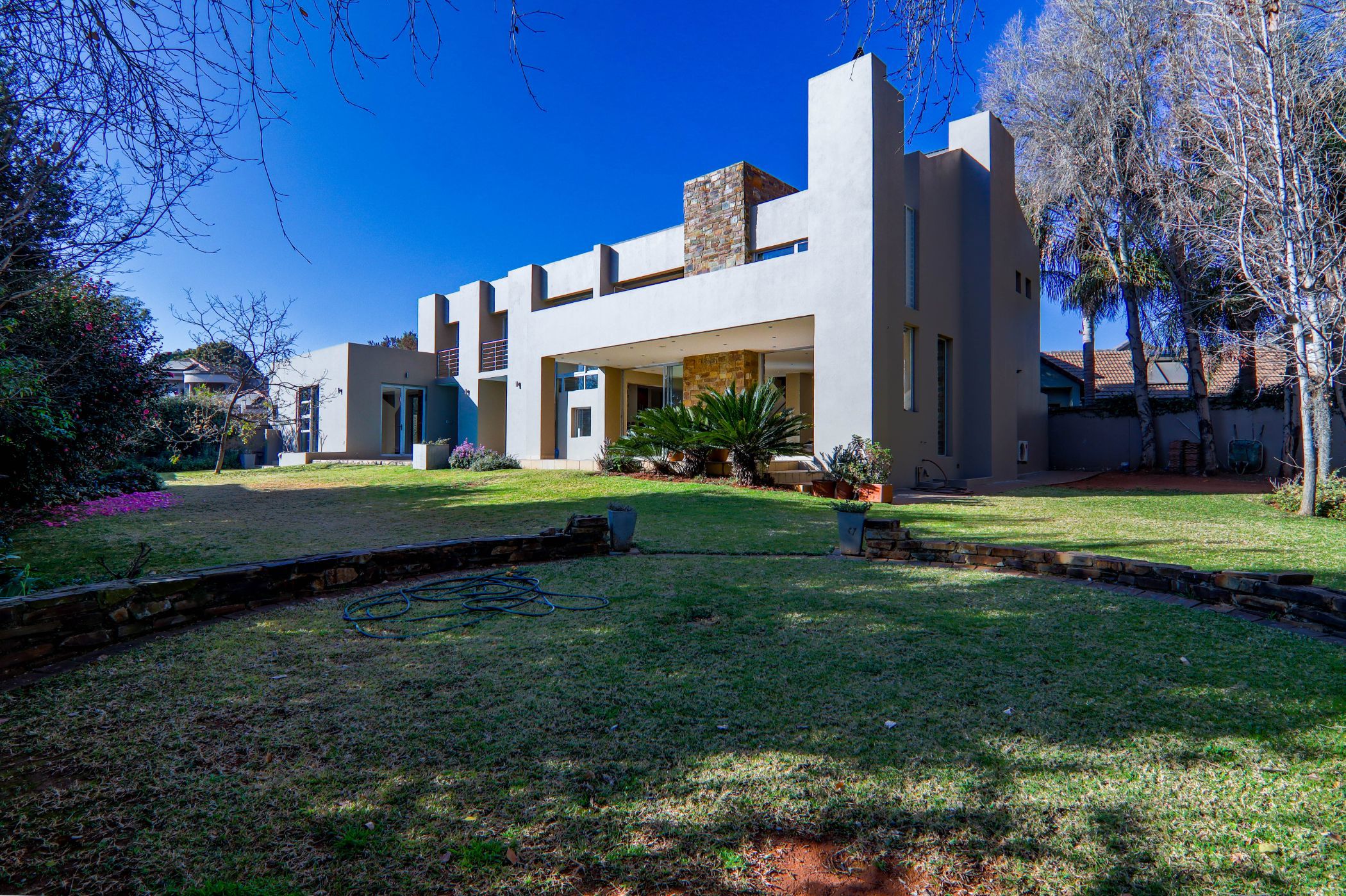 Security estate home for sale in Midstream Estate - CN1723266