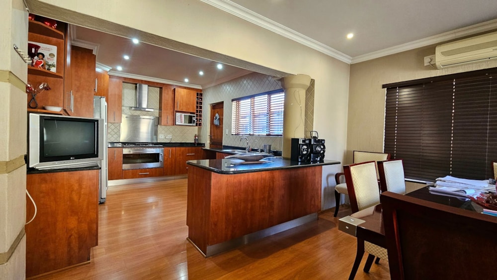 Golf estate house for sale in Emfuleni Golf Estate - 1VT1611128 Golf estate house for sale in Emfuleni Golf Estate - 1VT1611128