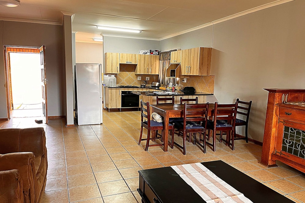 House to rent in Ellisras (Lephalale) - 1ER1747803