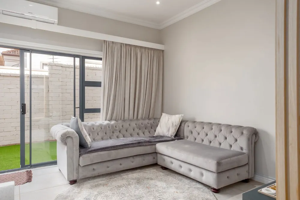 Townhouse for sale in Morningside, Durban - 1DA1669343 Townhouse for sale in Morningside, Durban - 1DA1669343