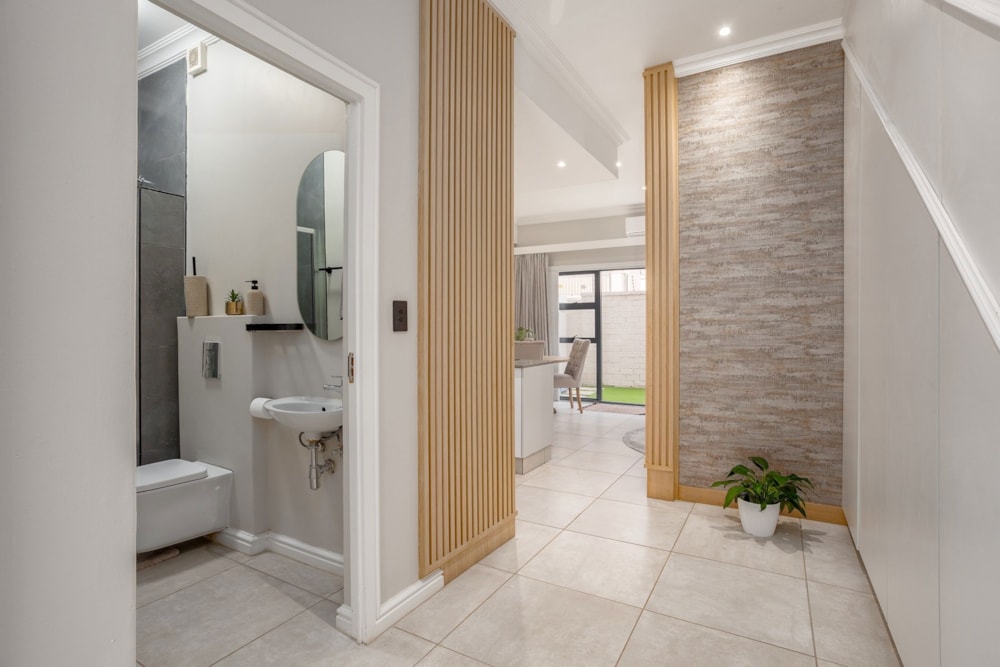 Townhouse for sale in Morningside, Durban - 1DA1669343 Townhouse for sale in Morningside, Durban - 1DA1669343