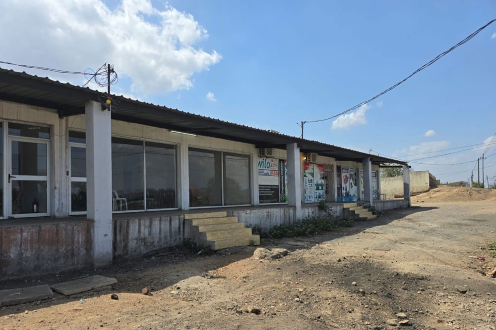 Commercial retail property for sale in Moatize, Mozambique - 3MQ1623074