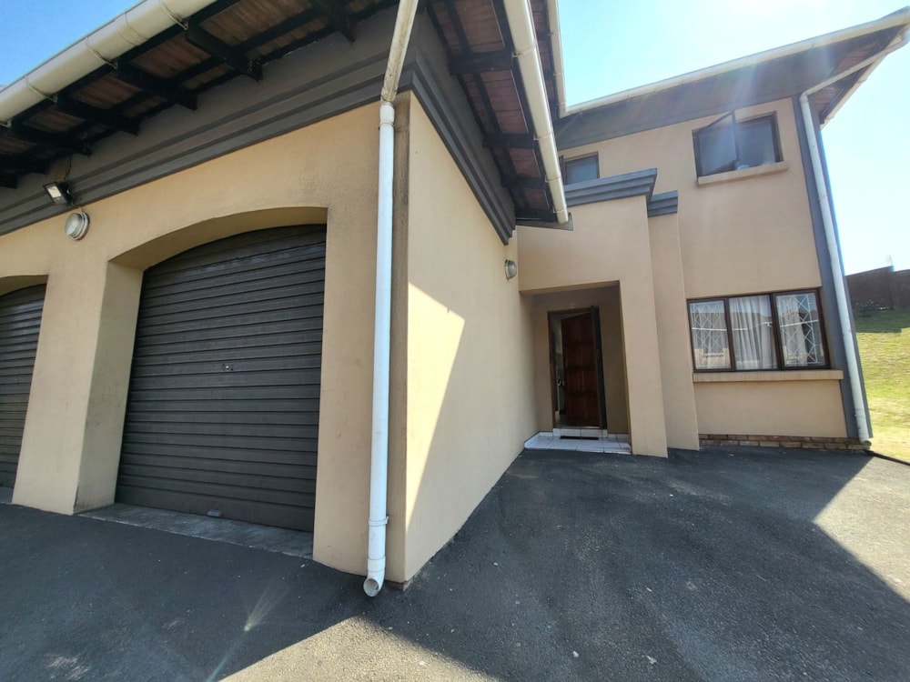 Double-storey apartment to rent in Arboretum, Richards Bay - 1RY1708053 Double-storey apartment to rent in Arboretum, Richards Bay - 1RY1708053