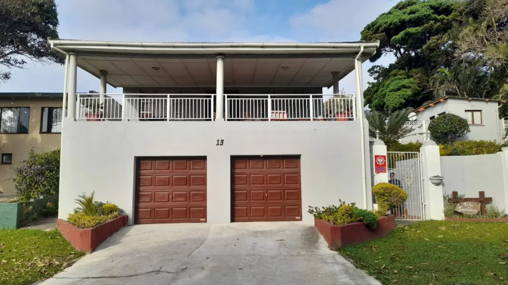 House for sale in Sunwich Port, Port Shepstone - 1PSH1668894 House for sale in Sunwich Port, Port Shepstone - 1PSH1668894