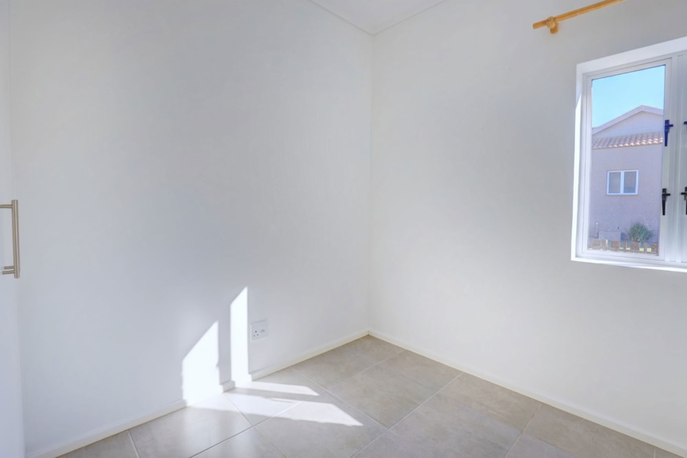 Security estate home let in Mooikloof Country Estate - GEO1671128 Security estate home let in Mooikloof Country Estate - GEO1671128