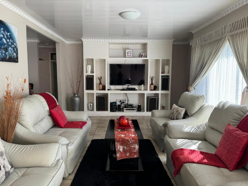 House for sale in Barry Hertzog Park - 1NW1668239