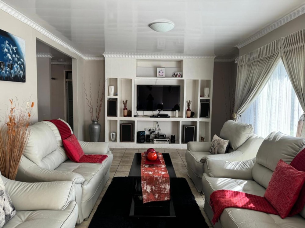 House for sale in Barry Hertzog Park - 1NW1668239