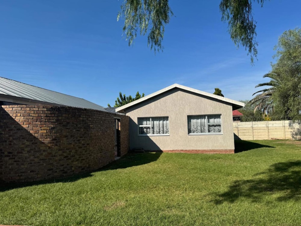 House for sale in Barry Hertzog Park - 1NW1668239