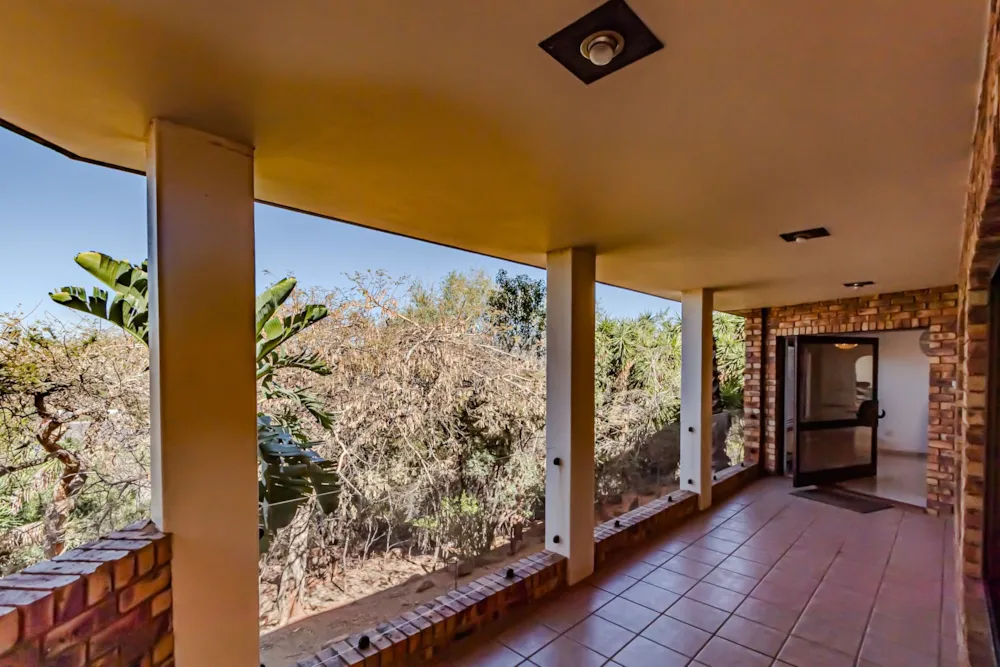 Smallholding for sale in Faerie Glen - PT1660043