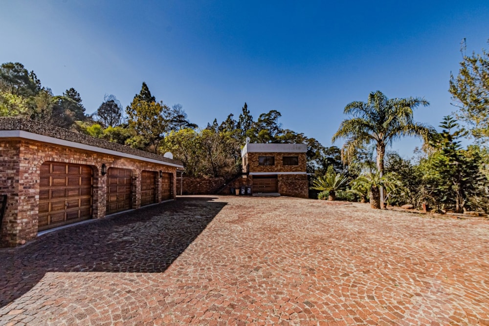 Smallholding for sale in Faerie Glen - PT1660043