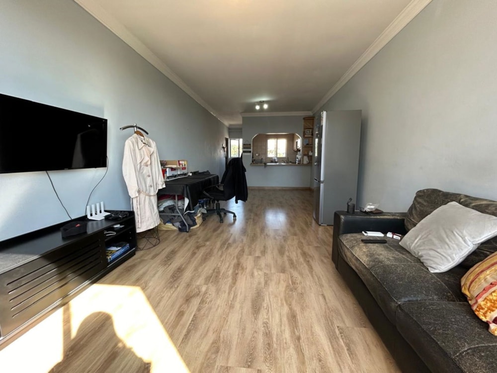 Apartment let in Morningside, Durban - 1DA1668987