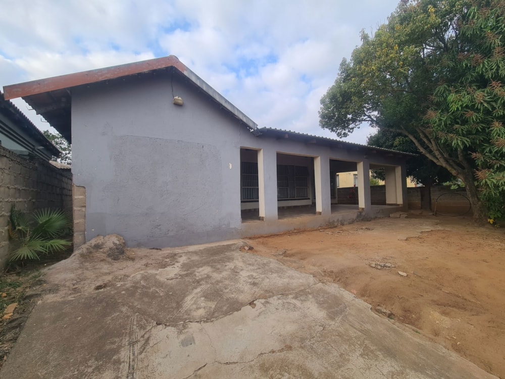 House for sale in Kamhlushwa - 1NK1669073