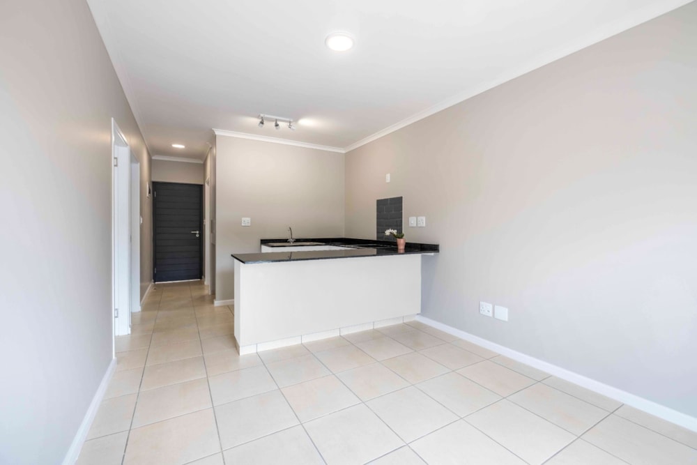 Apartment sold in Waterfall, Upper Highway - 1KF1665400