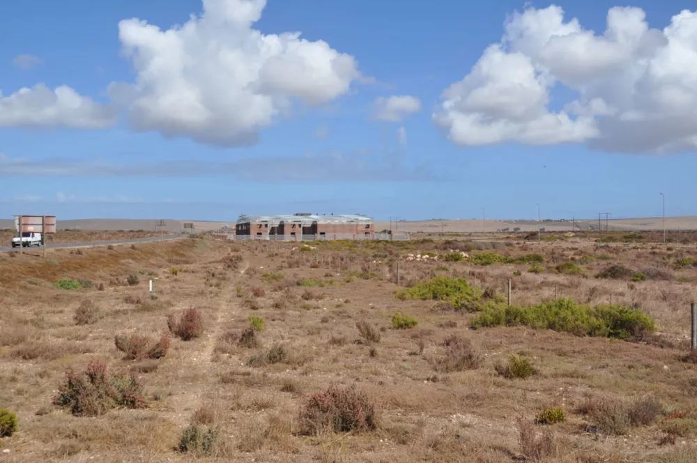 Commercial industrial property for sale in Saldanha Bay - LA1670723 Commercial industrial property for sale in Saldanha Bay - LA1670723