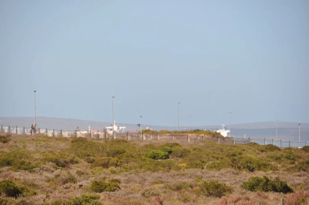 Commercial industrial property for sale in Saldanha Bay - LA1670751 Commercial industrial property for sale in Saldanha Bay - LA1670751