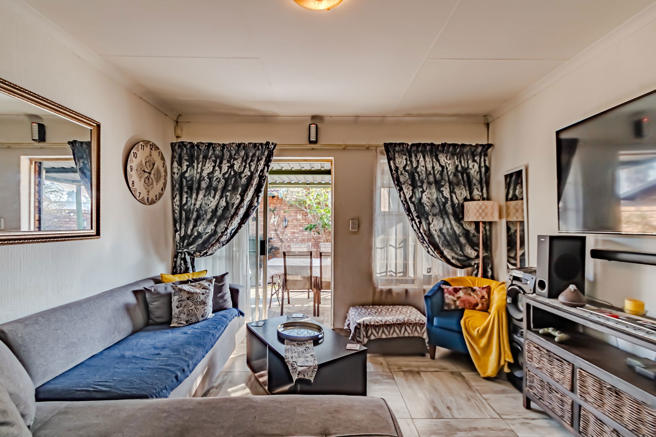 Townhouse sold in Rooihuiskraal North - CN1667120