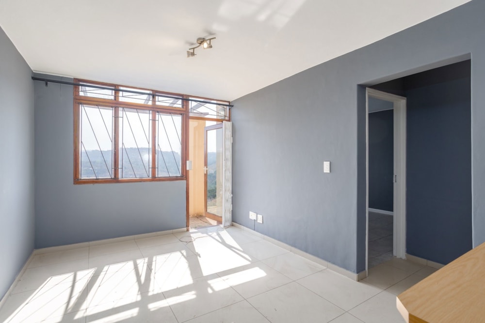 Apartment for sale in Bellair, KwaZulu-Natal - 1DA1671200 Apartment for sale in Bellair, KwaZulu-Natal - 1DA1671200