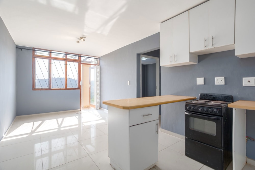 Apartment for sale in Bellair, KwaZulu-Natal - 1DA1671200 Apartment for sale in Bellair, KwaZulu-Natal - 1DA1671200