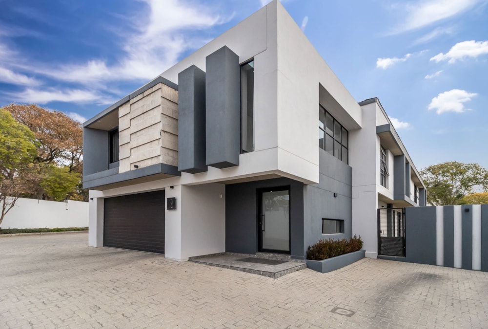 Double-storey cluster sold in Waverley, Johannesburg - HP1667392 Double-storey cluster sold in Waverley, Johannesburg - HP1667392