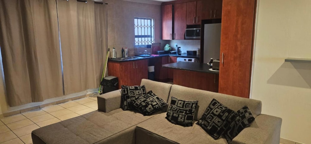 Townhouse for sale in Alberton North - 1AB1667799 Townhouse for sale in Alberton North - 1AB1667799