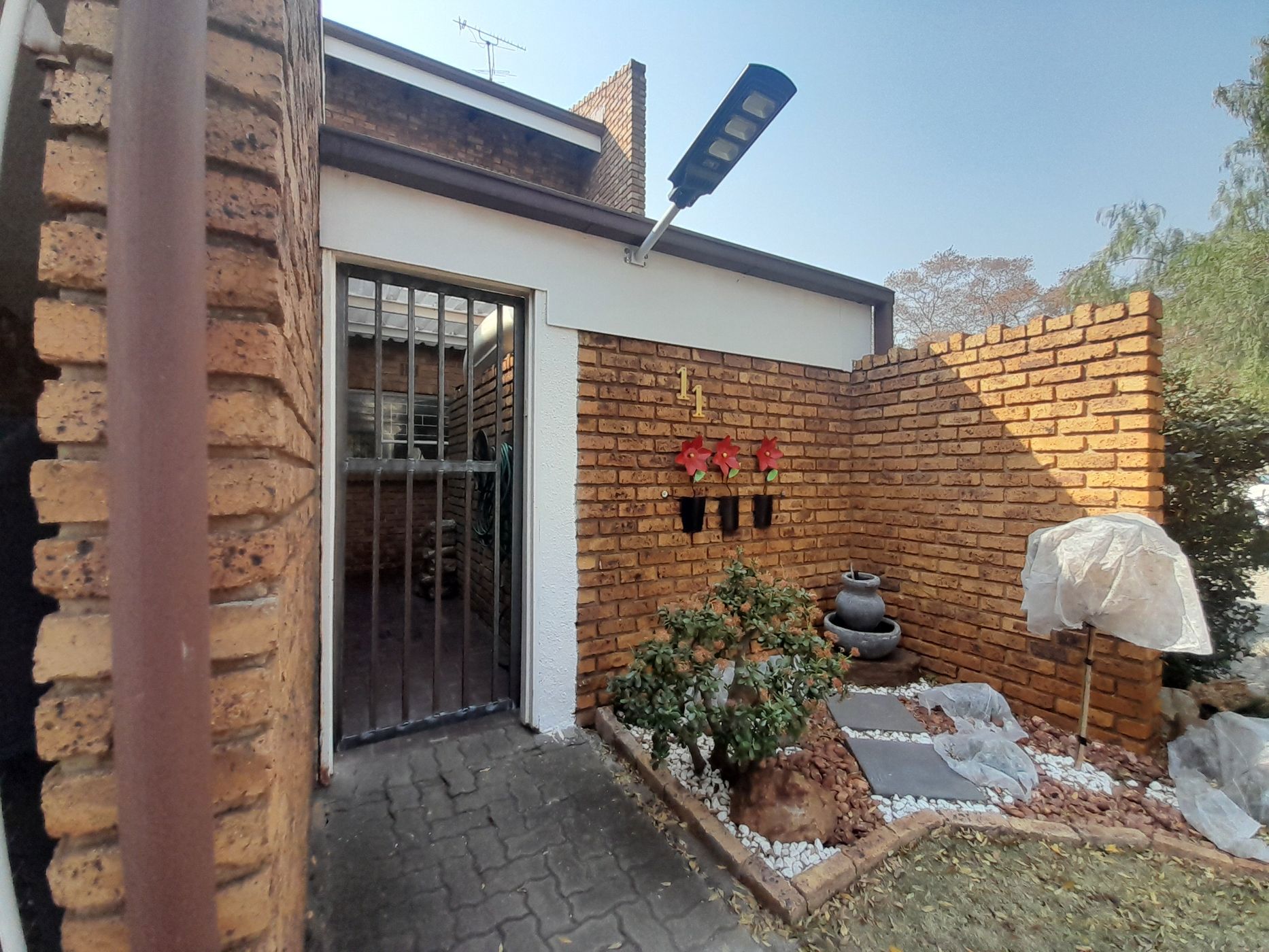 Townhouse for sale in Flora Gardens - 1VT1668074