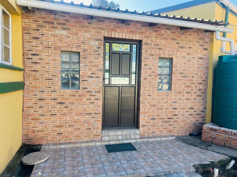 House for sale in King Williams Town (Qonce) - 1MH1668073 House for sale in King Williams Town (Qonce) - 1MH1668073