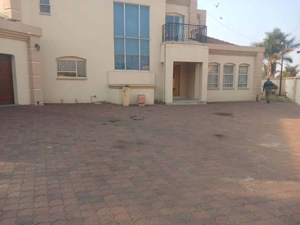 Double-storey house for sale in Reyno Ridge - 1WD1668134