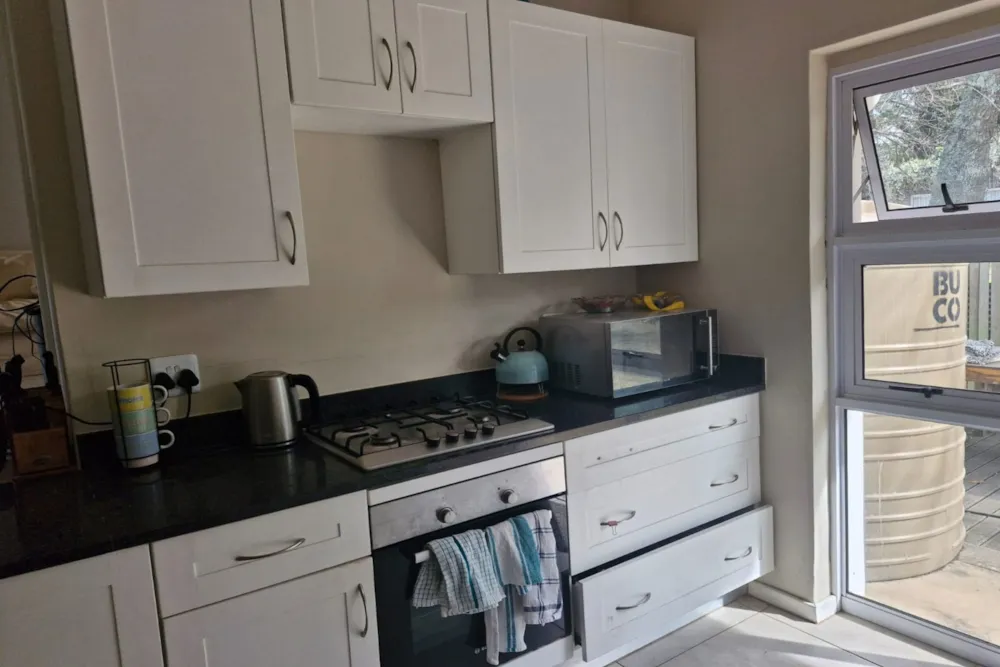 Garden apartment to rent in West Hill, Grahamstown, Makhanda - 1GC1751830 Garden apartment to rent in West Hill, Grahamstown, Makhanda - 1GC1751830