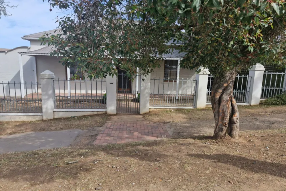 House to rent in West Hill, Grahamstown, Makhanda - 1GC1750290 House to rent in West Hill, Grahamstown, Makhanda - 1GC1750290
