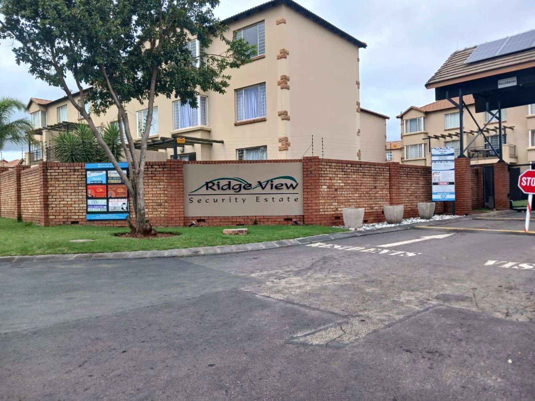 Security complex home for sale in Reyno Ridge - 1WD1668203