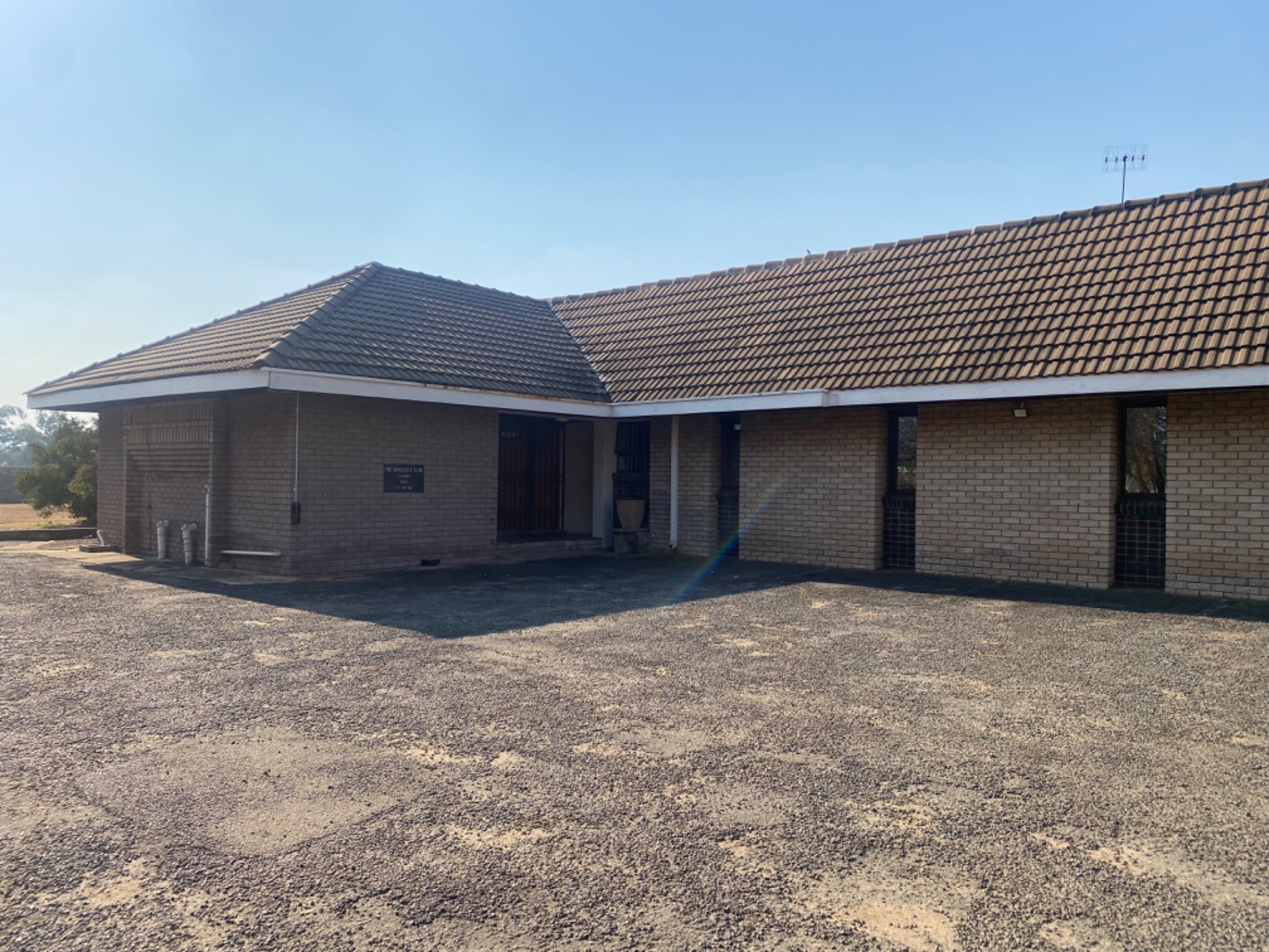 Commercial Building to rent in Newcastle - 1NW1668263