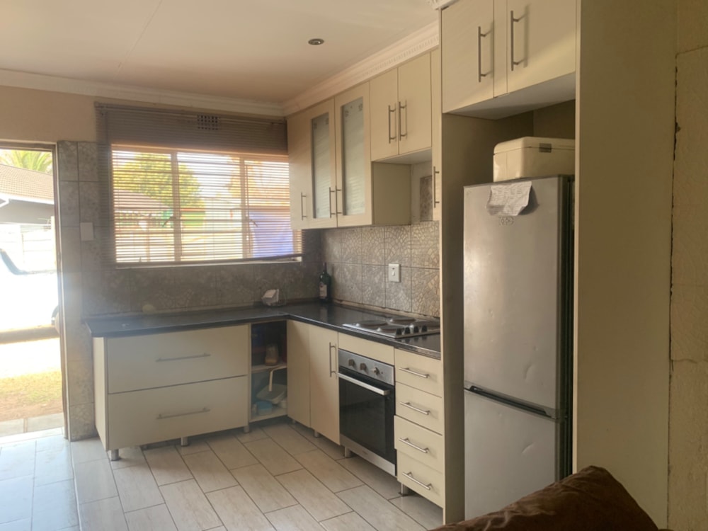 House for sale in Sherwood Gardens - 1BJ1668514