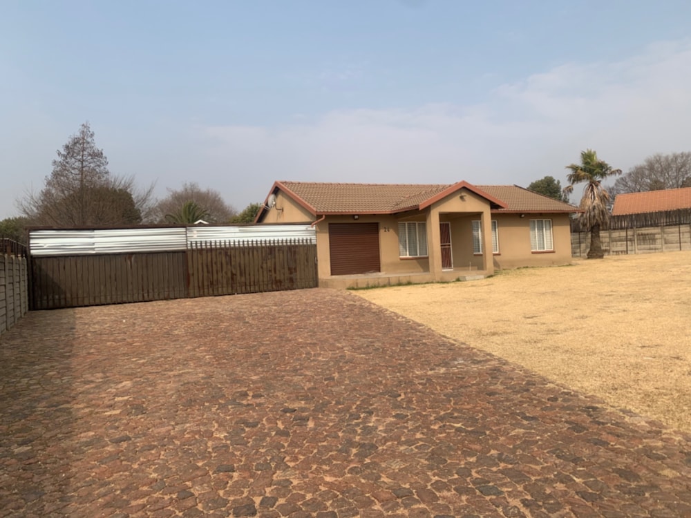 House for sale in Sherwood Gardens - 1BJ1668514