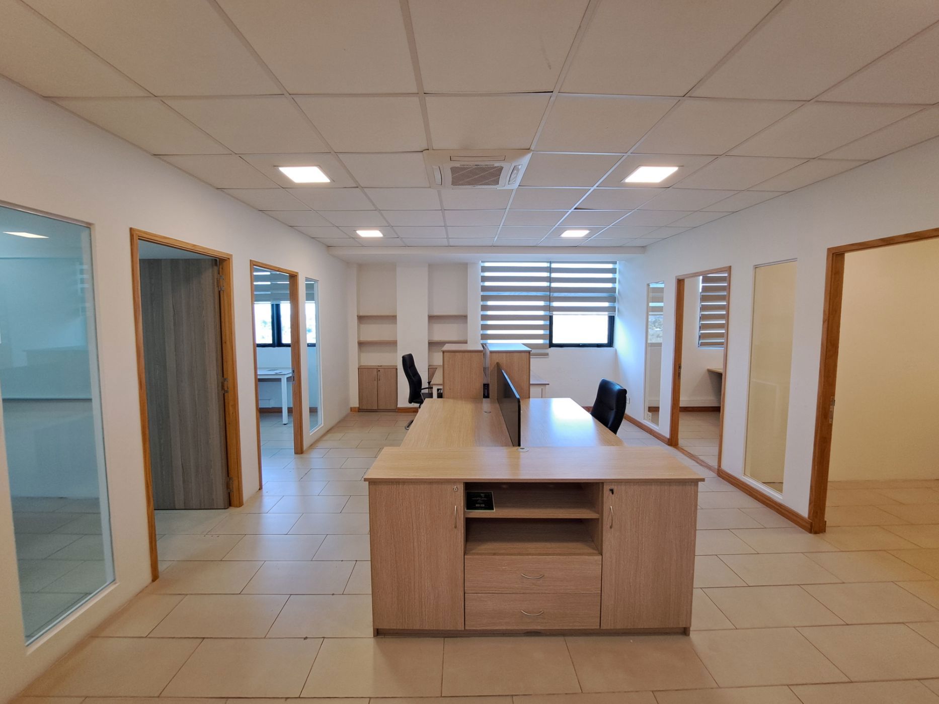 Commercial office let in Grand Baie, Grand Bay, Mauritius - MPR1668526