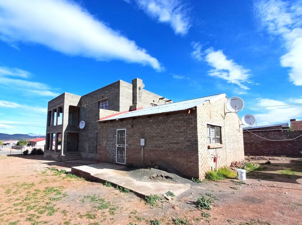 House for sale in Oudtshoorn - 1OU1669568 House for sale in Oudtshoorn - 1OU1669568