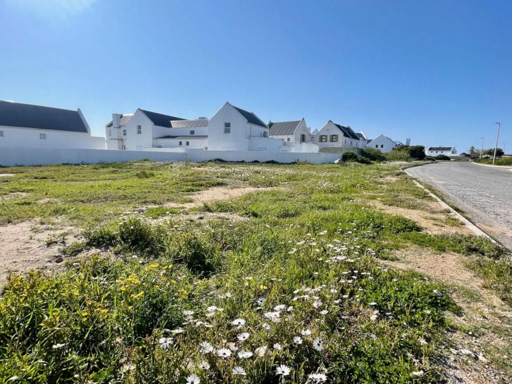 Vacant land for sale in Bekbaai - LA1668808