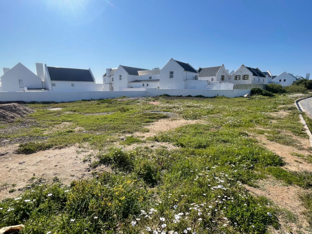 Vacant land for sale in Bekbaai - LA1668808