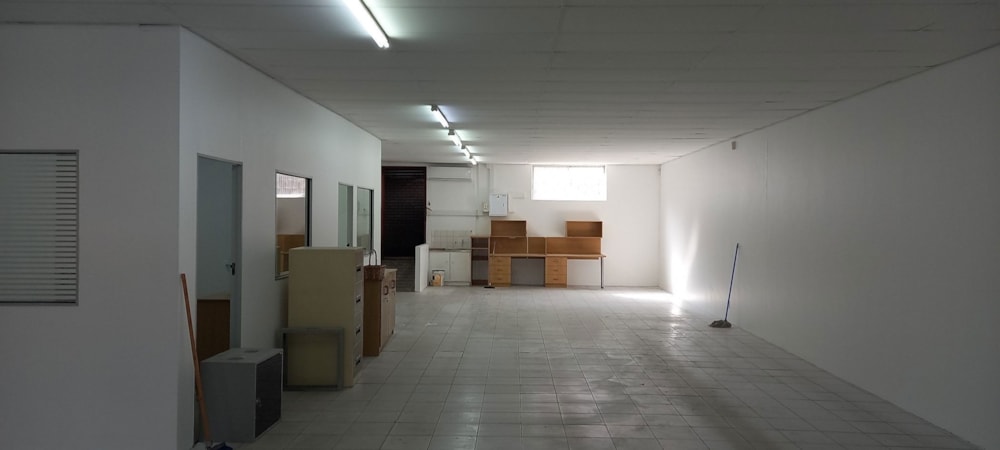 Commercial Building let in Amandelrug, Malmesbury - 1MS1668948 Commercial Building let in Amandelrug, Malmesbury - 1MS1668948