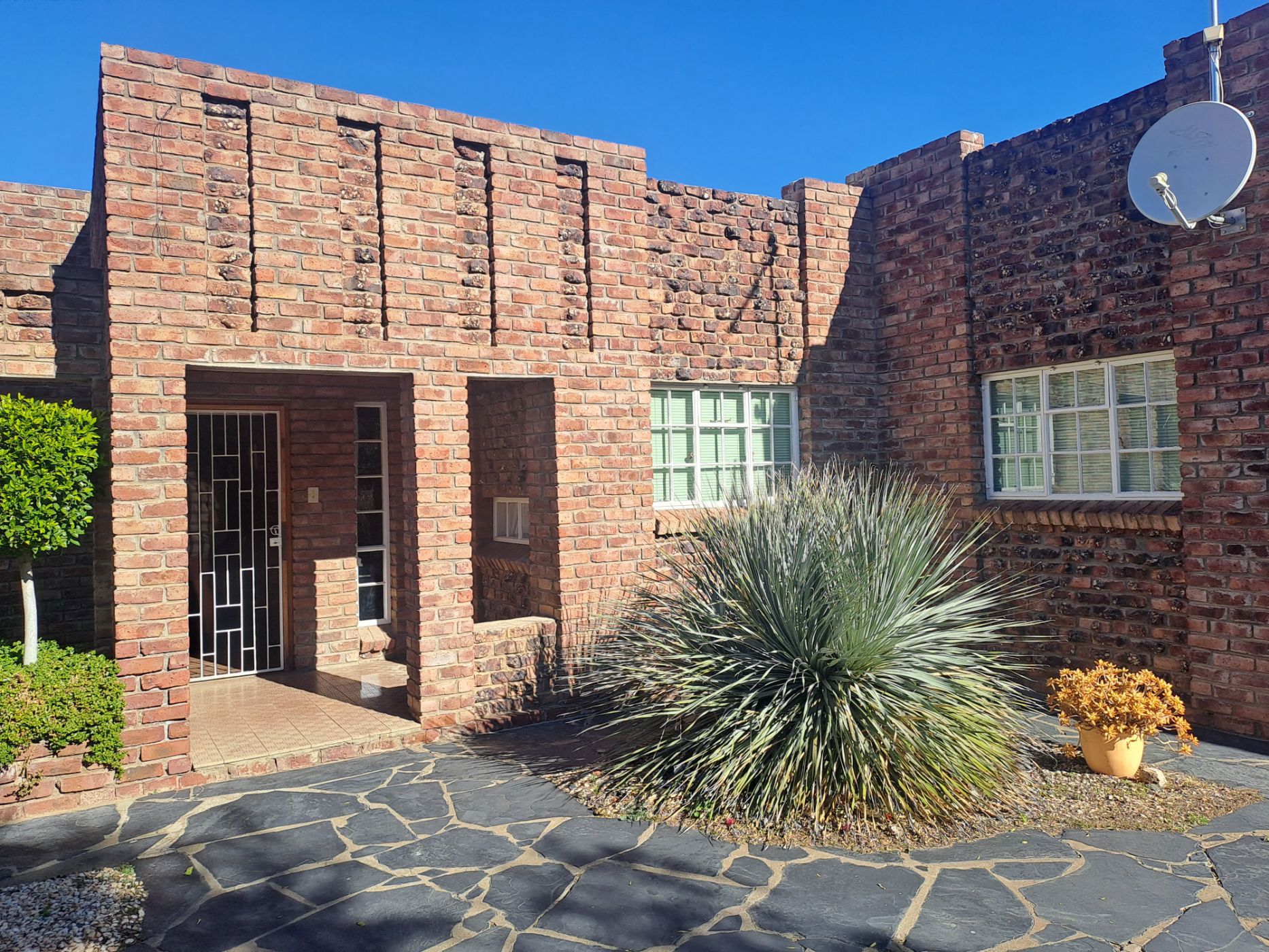 House for sale in Graaff-Reinet - 1KK1669148