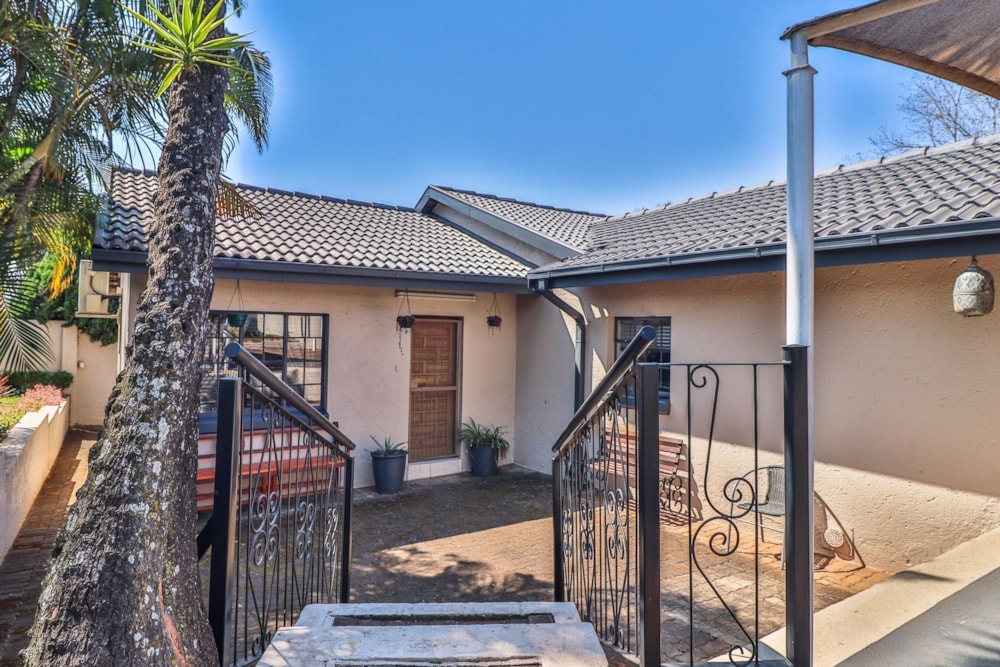 House sold in Kingsview - 1WR1669164 House sold in Kingsview - 1WR1669164