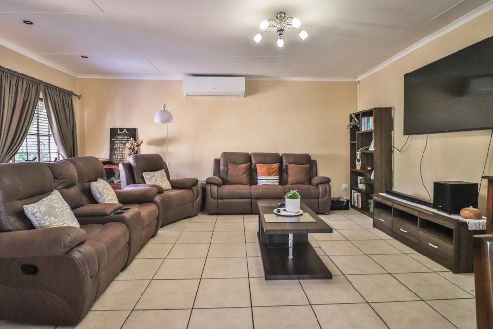 House sold in Kingsview - 1WR1669164 House sold in Kingsview - 1WR1669164