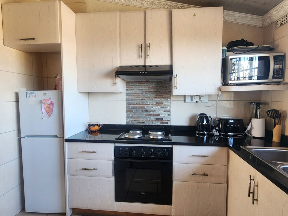 House sold in Bombay Heights - 1PM1669883 House sold in Bombay Heights - 1PM1669883