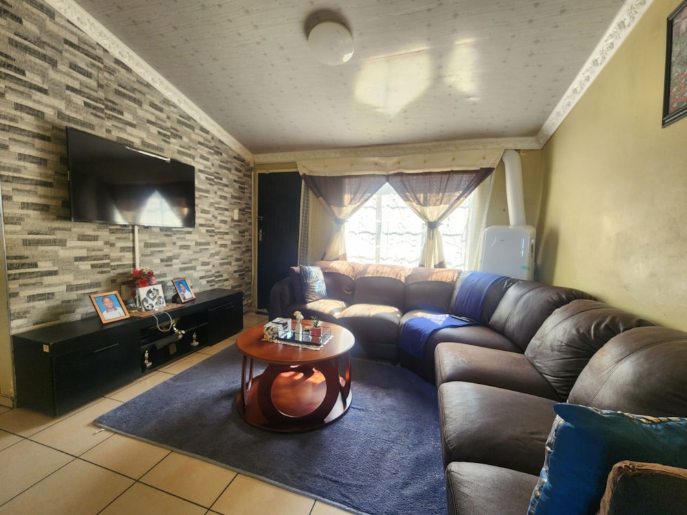 House sold in Bombay Heights - 1PM1669883 House sold in Bombay Heights - 1PM1669883