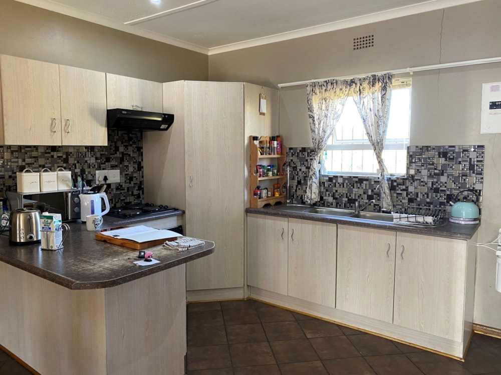 House let in Springbok - 1NA1711792 House let in Springbok - 1NA1711792