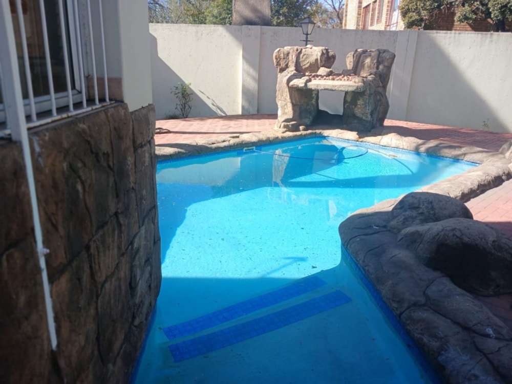 Double-storey house for sale in Die Heuwel - 1WD1669847