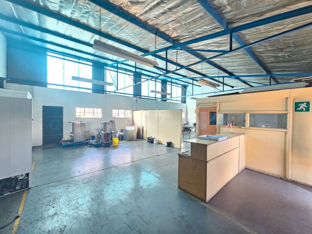 Commercial industrial property for sale in Newcastle - 1NW1669863