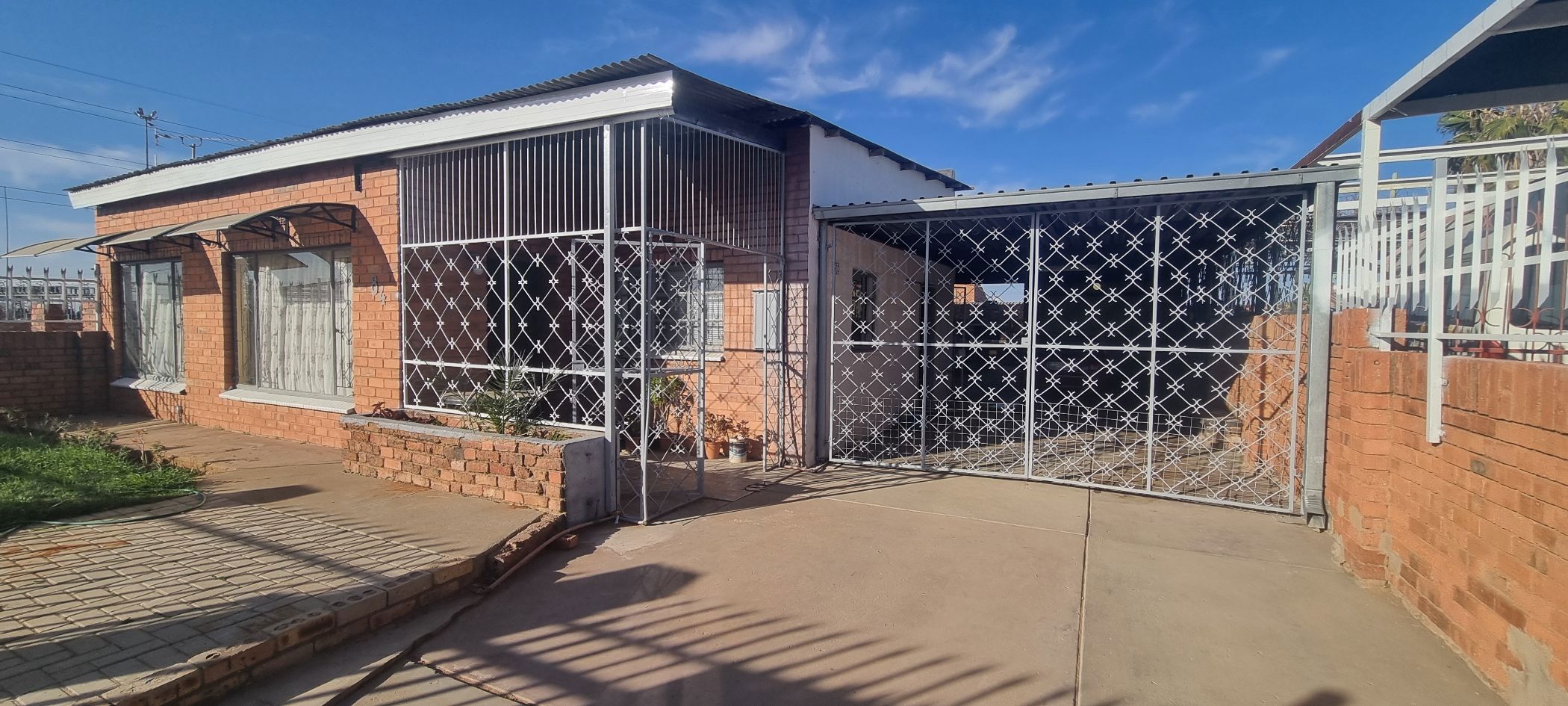 House for sale in Homevale - 1KJ1670030